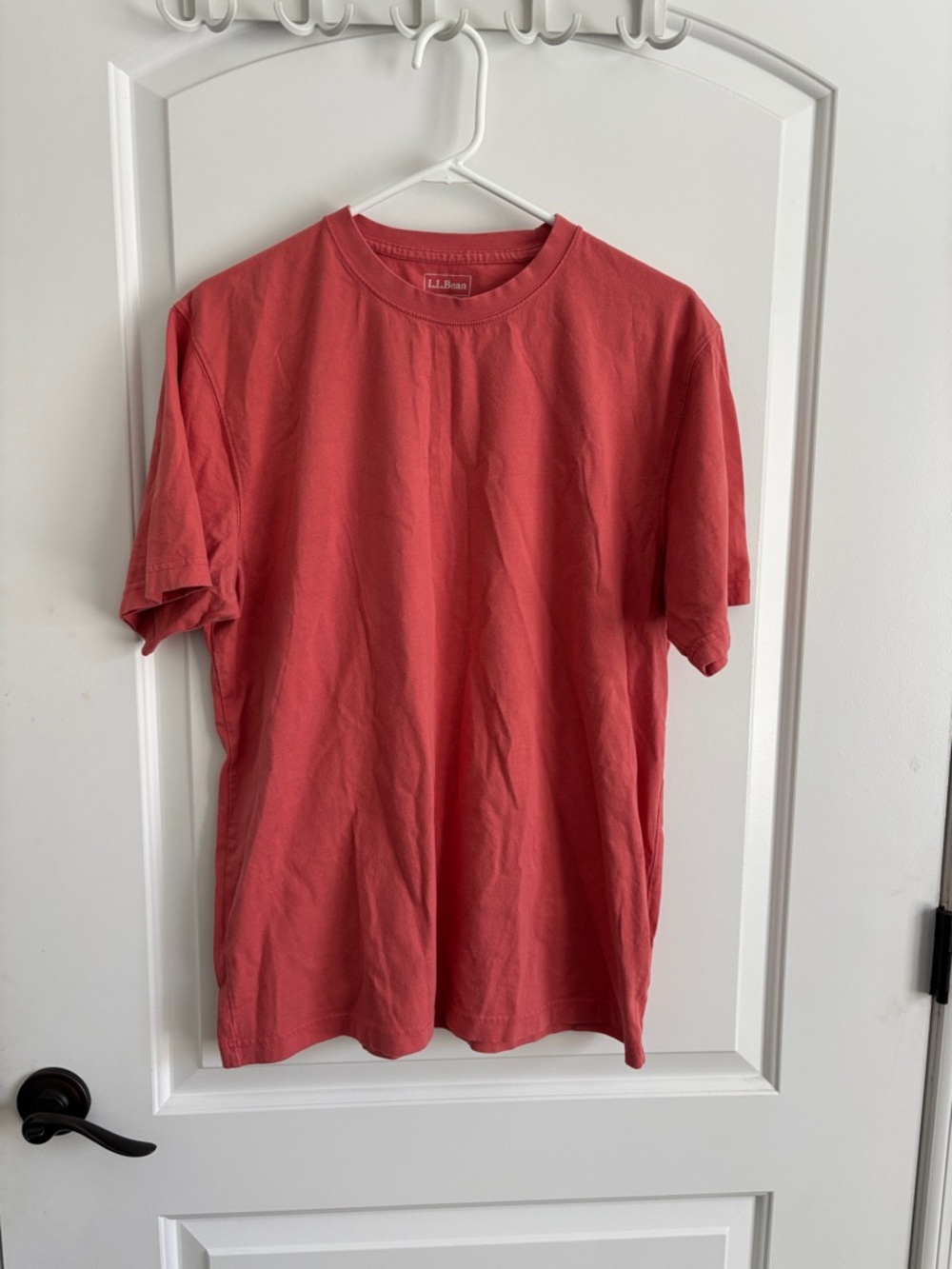 L.L. Bean Men’s Medium Coral Red Crewneck T-Shirt 100% Cotton Short Sleeve